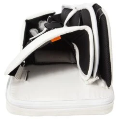 CCM Extreme Flex 5 Pro Senior Goalie Blocker -GoalieMonkey ccm goalie blocker extreme flex 5 pro sr inset4